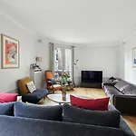 Grand appart 140m² à deux pas de la Tour Eiffel