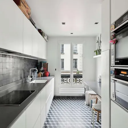 Apartment Grand 140m² A Deux Pas De La Tour Eiffel *
