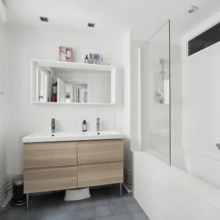 Grand 140m² A Deux Pas De La Tour Eiffel Apartment *